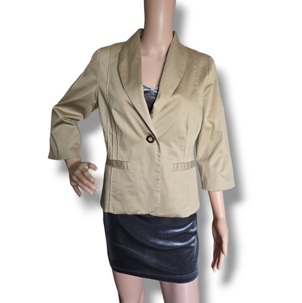 Cass Women's Beige Single Button Down 3/4 Sleeve Petit Blazer